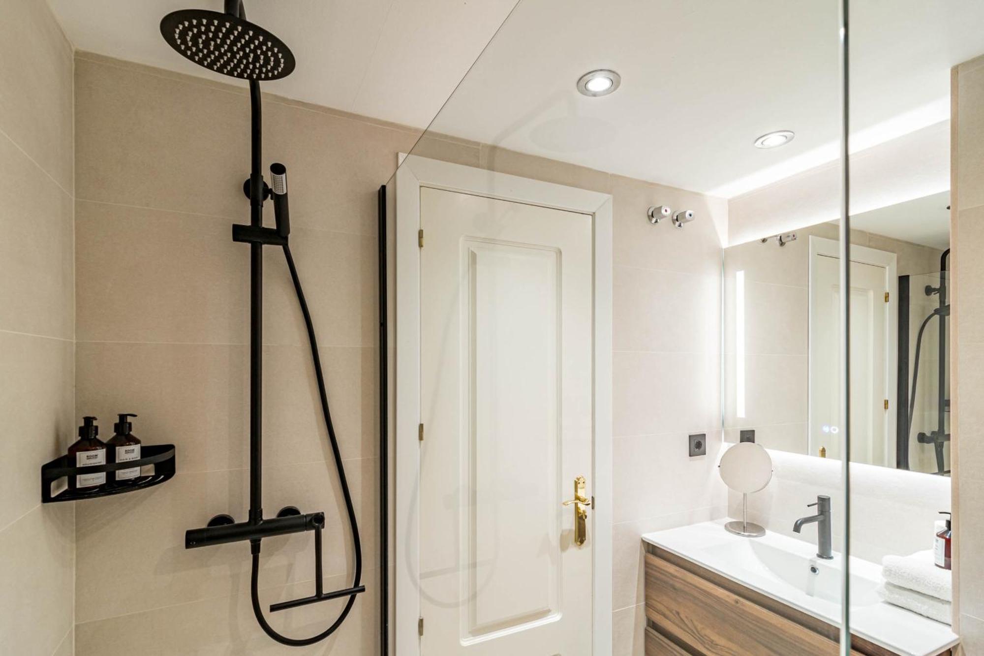 Sam24i- Cozy Walking Distance To Marbella